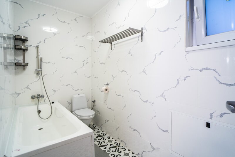 Domnesti, Tudor Vladimirescu, inchiriere casa 4 camere, utilitati acces STB